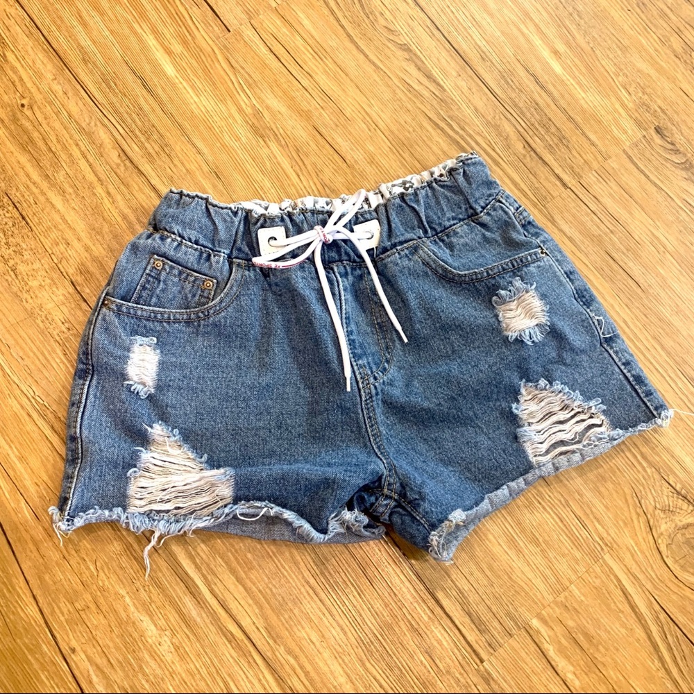 Drawstring Women’s Jean Shorts with Pockets